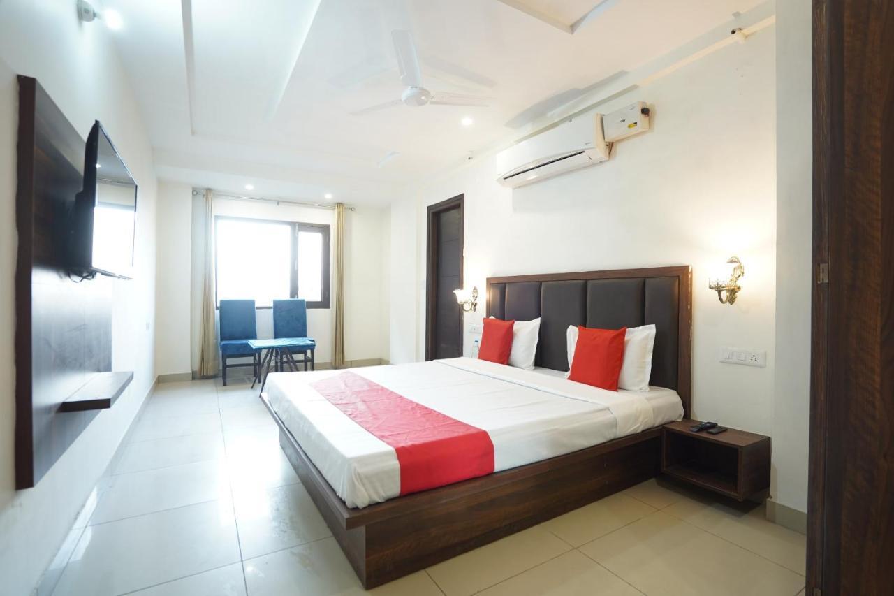 Hotel O Grey Orchid Ludhiana Buitenkant foto