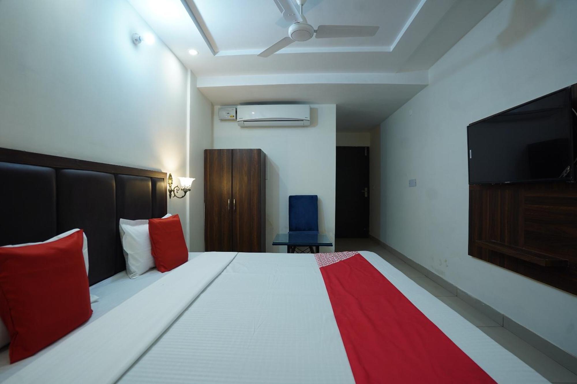 Hotel O Grey Orchid Ludhiana Buitenkant foto