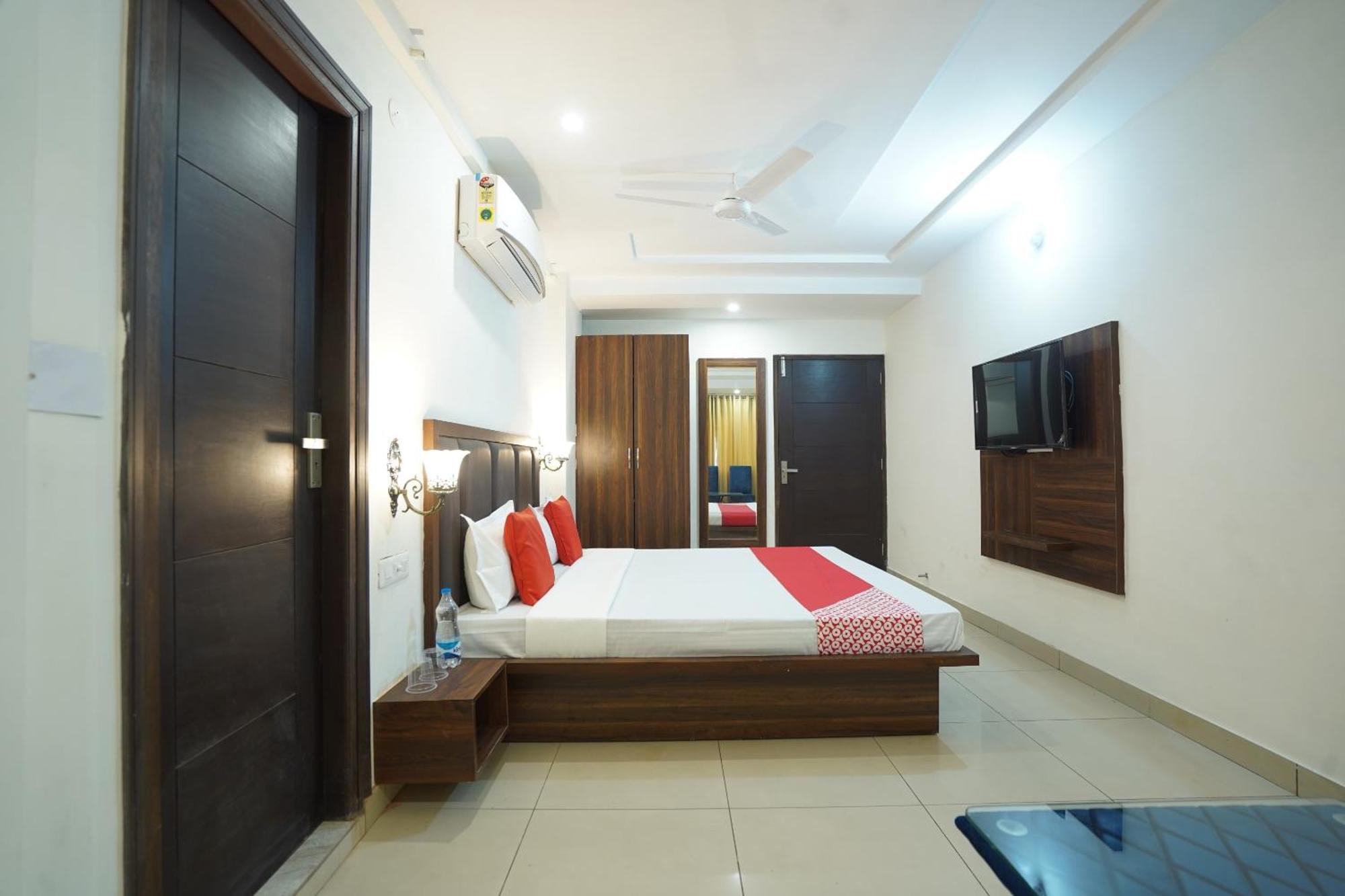 Hotel O Grey Orchid Ludhiana Buitenkant foto
